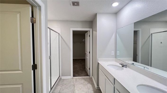 Image No.41-4 Bed Property for sale