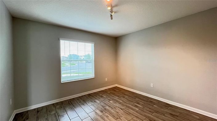 Image No.8-4 Bed Property for sale