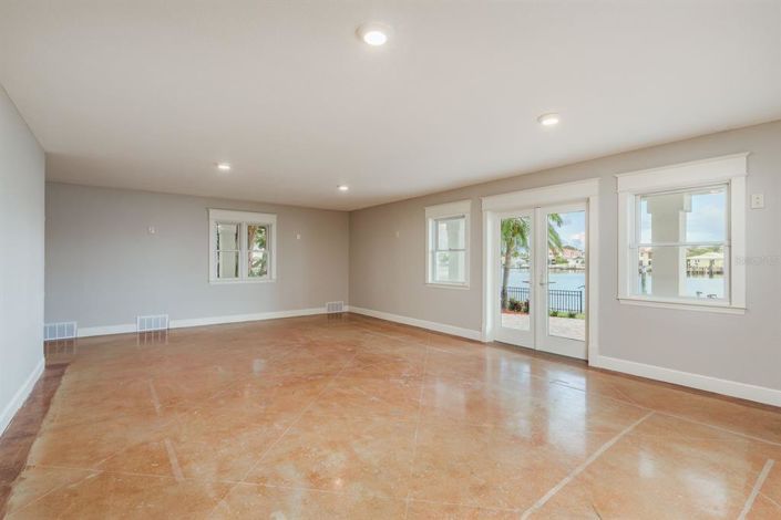 Image No.76-Propriété de 5 chambres à vendre à Floride