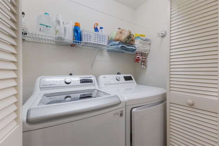 Image No.30-2 Bed Property for sale