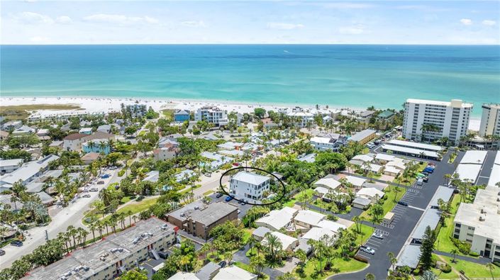 Image No.3-Propriété de 7 chambres à vendre à Sarasota