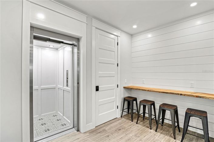 Image No.4-Propriété de 7 chambres à vendre à Sarasota