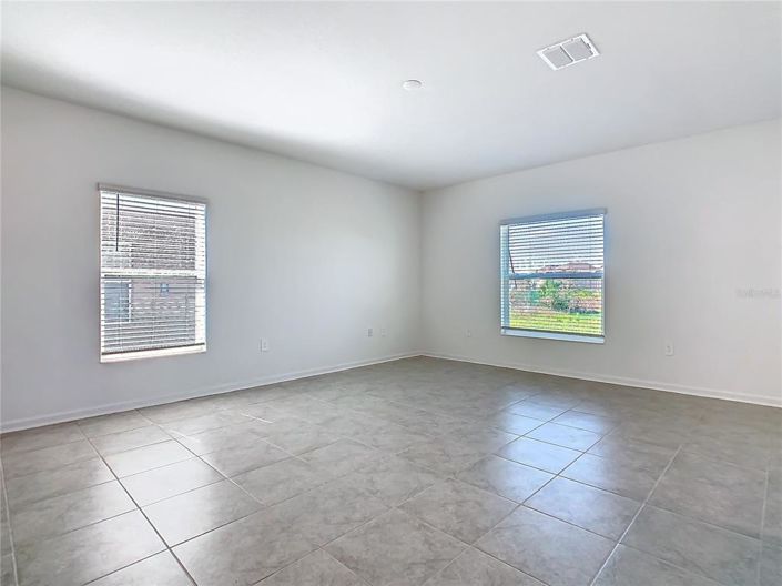 Image No.10-4 Bed Property for sale