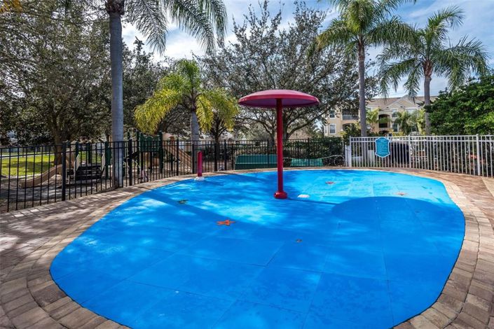 Image No.35-3 Bed Townhouse for sale