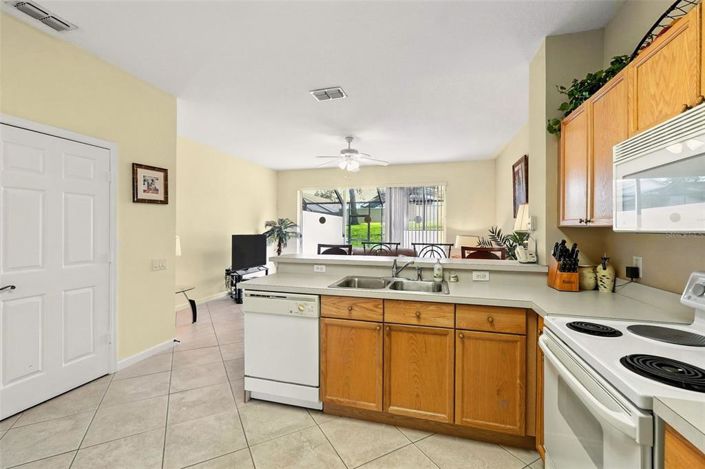 Image No.7-3 Bed Townhouse for sale