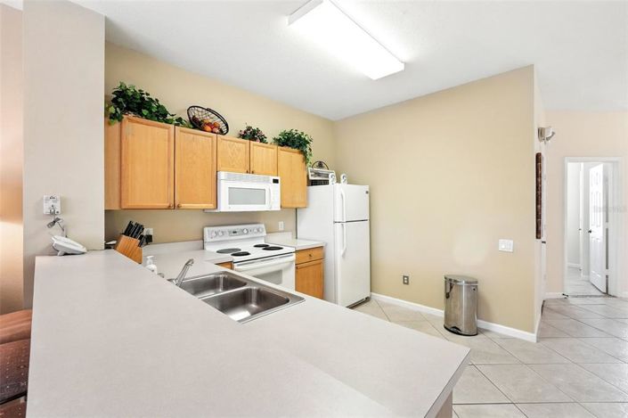 Image No.9-3 Bed Townhouse for sale