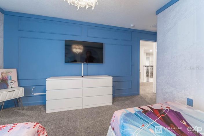 Image No.38-10 Bed Property for sale