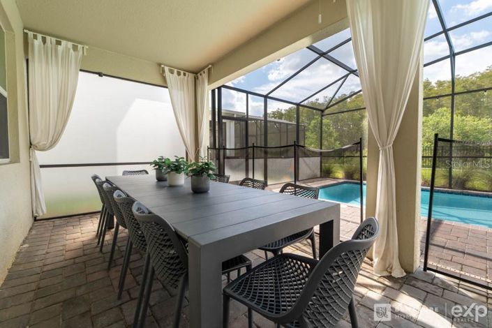 Image No.53-10 Bed Property for sale