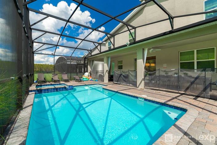 Image No.57-10 Bed Property for sale