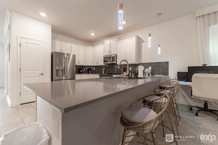 Image No.9-10 Bed Property for sale