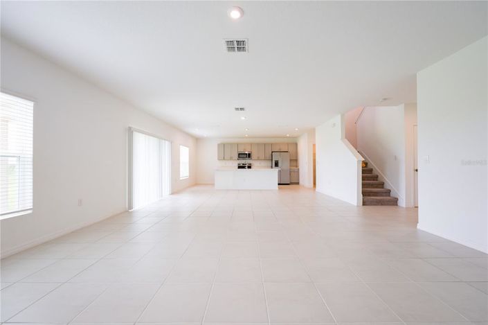 Image No.12-5 Bed Property for sale