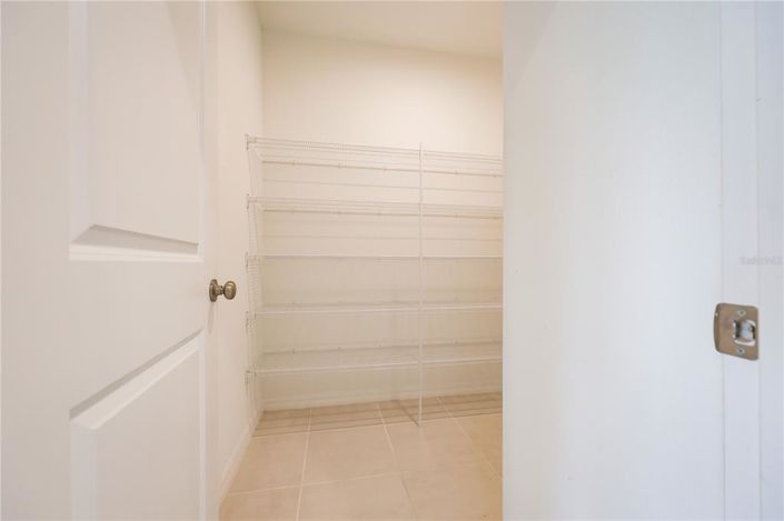 Image No.20-5 Bed Property for sale