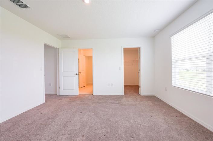 Image No.38-5 Bed Property for sale