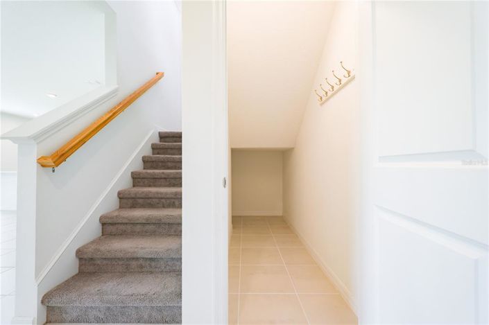 Image No.5-5 Bed Property for sale