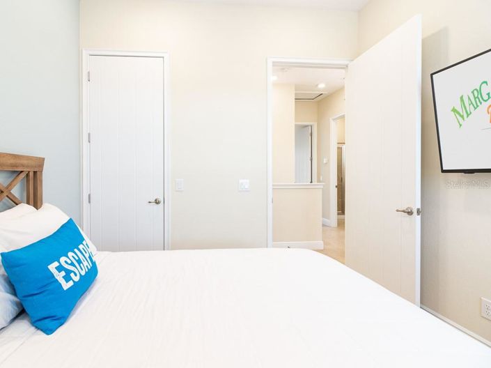 Image No.14-3 Bed Property for sale