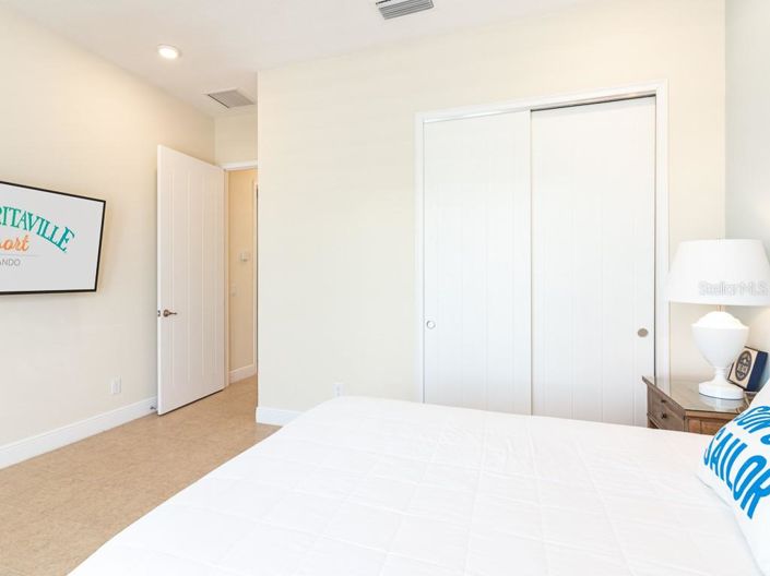 Image No.20-3 Bed Property for sale