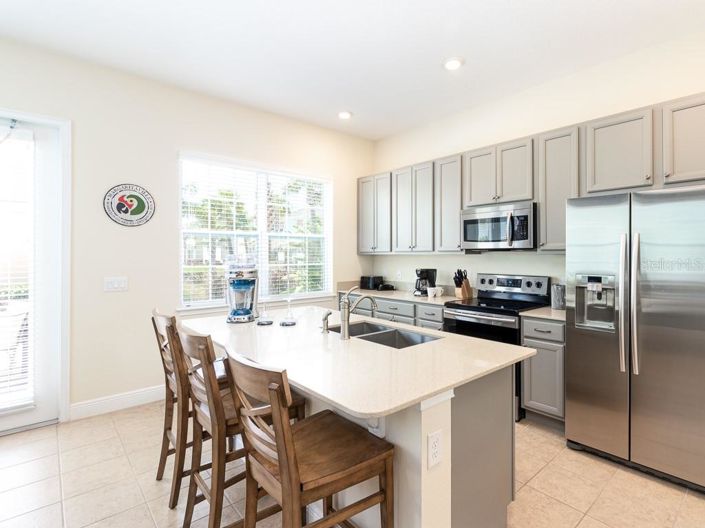 Image No.6-3 Bed Property for sale