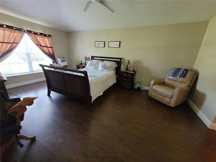 Image No.19-Propriété de 4 chambres à vendre à Kissimmee