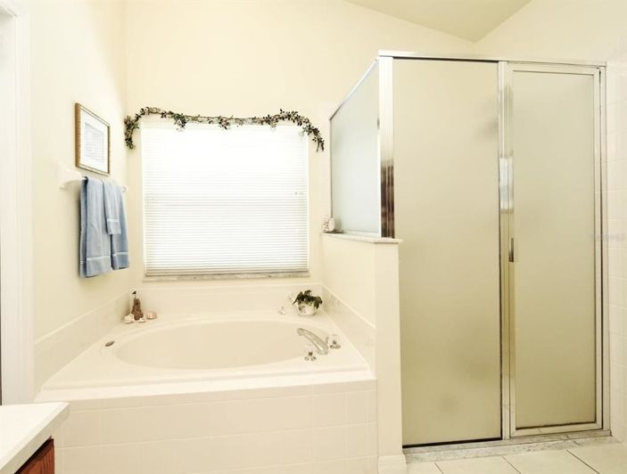 Image No.33-4 Bed Property for sale