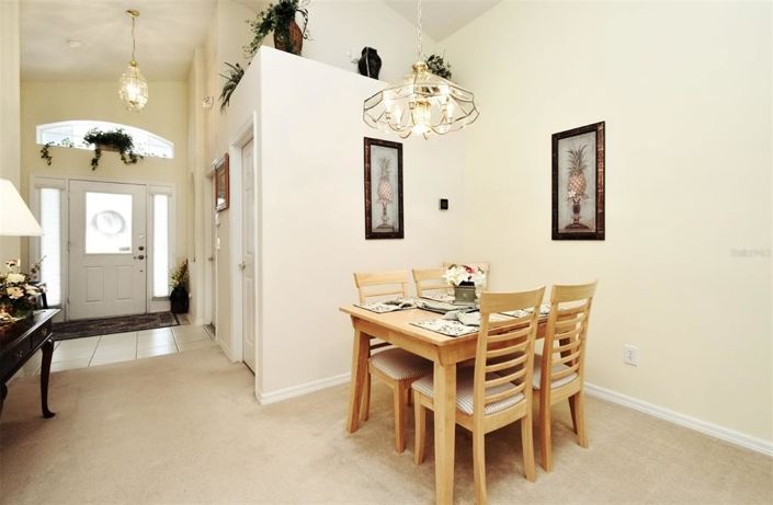 Image No.5-Propriété de 4 chambres à vendre à Kissimmee