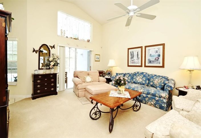 Image No.8-Propriété de 4 chambres à vendre à Kissimmee