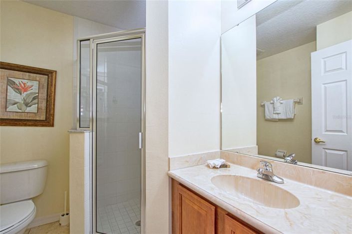 Image No.18-5 Bed Property for sale