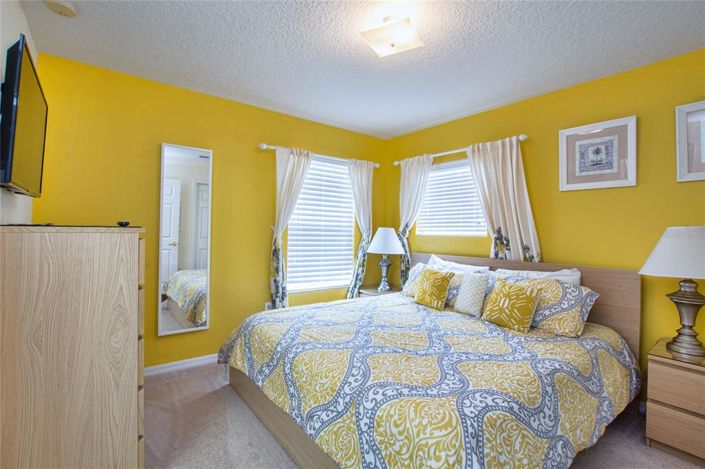 Image No.19-5 Bed Property for sale