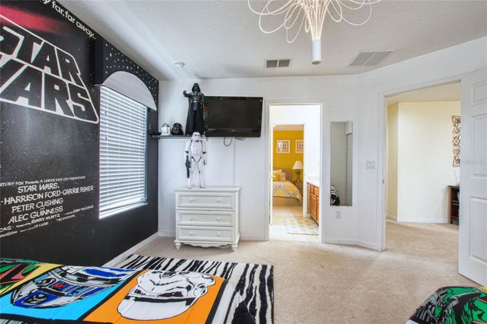 Image No.23-5 Bed Property for sale