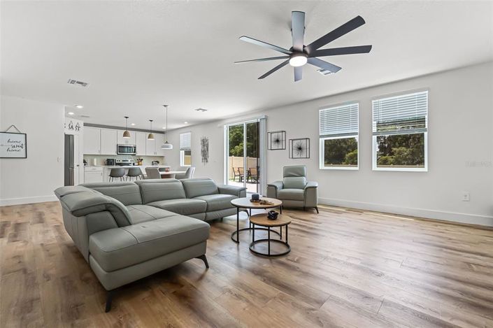 Image No.13-5 Bed Property for sale