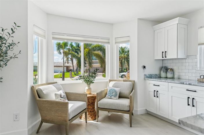 Image No.15-4 Bed Property for sale