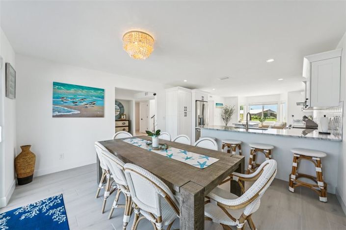 Image No.28-4 Bed Property for sale