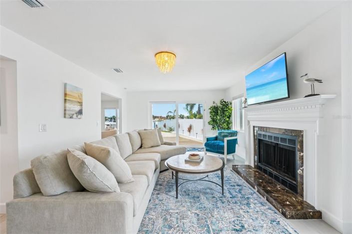 Image No.36-4 Bed Property for sale