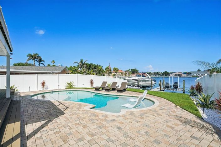 Image No.62-4 Bed Property for sale