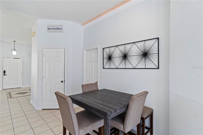 Image No.9-5 Bed Property for sale