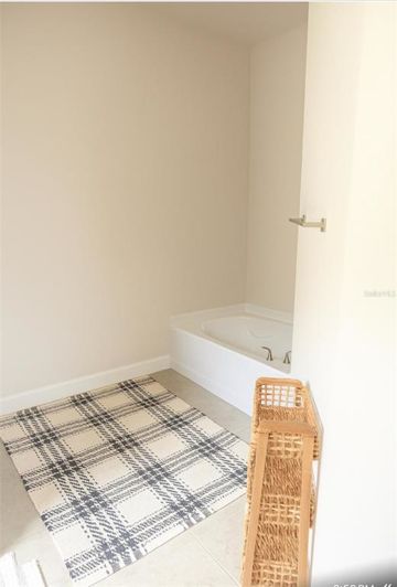 Image No.13-4 Bed Property for sale