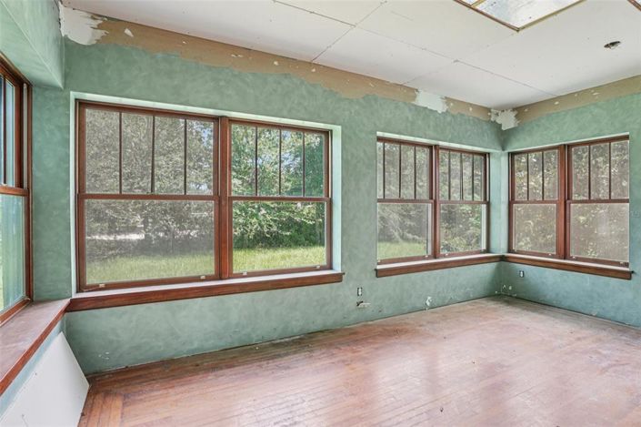 Image No.11-3 Bed Property for sale