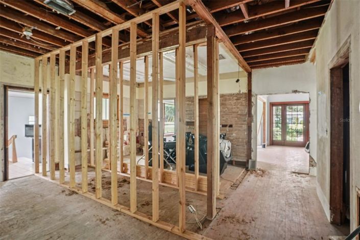 Image No.14-3 Bed Property for sale