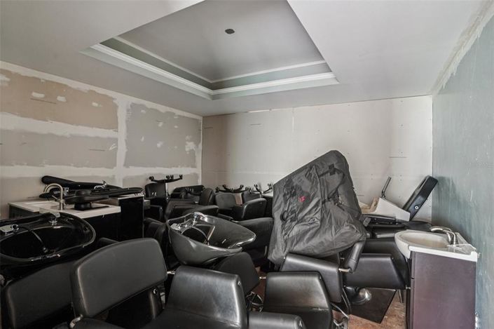 Image No.15-3 Bed Property for sale