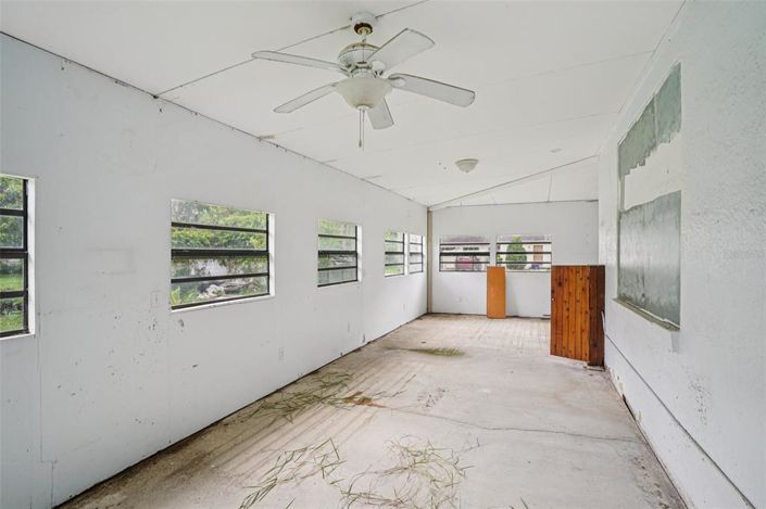 Image No.23-3 Bed Property for sale