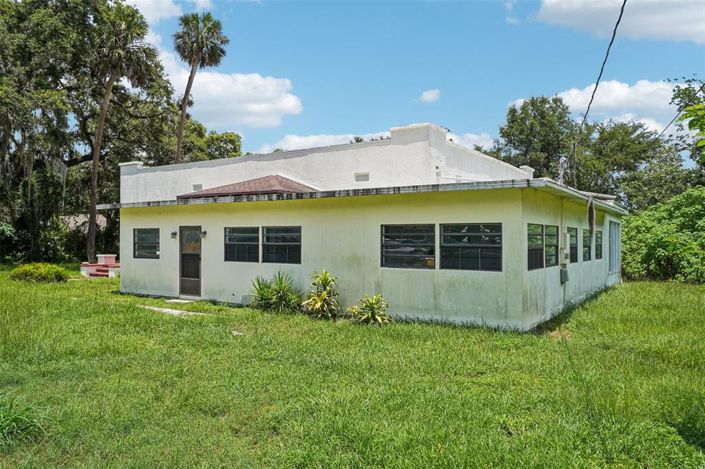 Image No.26-3 Bed Property for sale