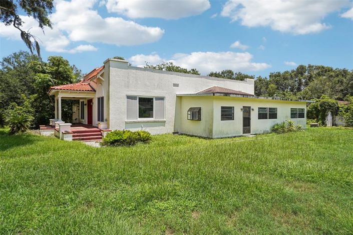 Image No.3-3 Bed Property for sale