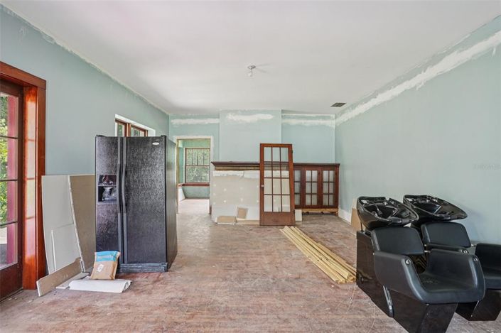 Image No.8-3 Bed Property for sale