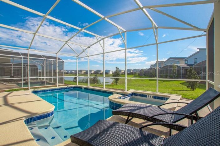 Image No.15-6 Bed Property for sale