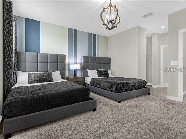 Image No.48-6 Bed Property for sale