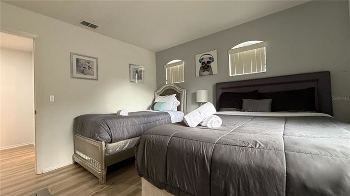 Image No.18-5 Bed Property for sale