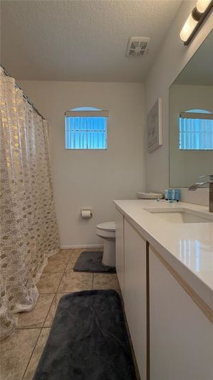 Image No.21-5 Bed Property for sale