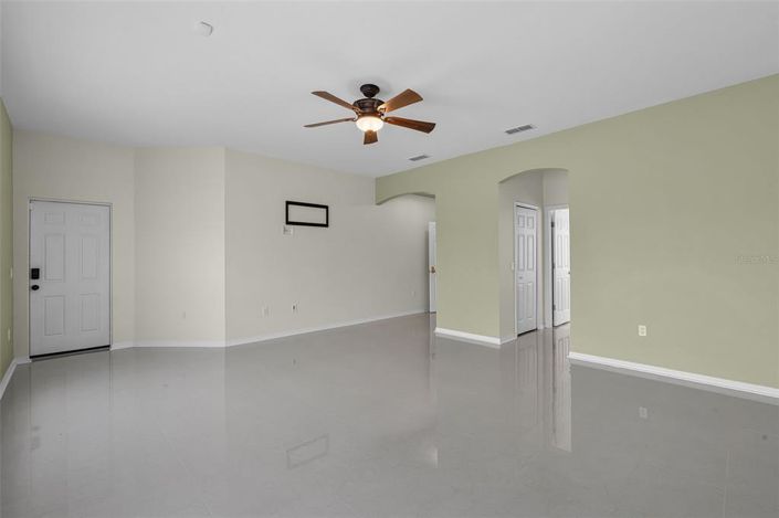 Image No.22-4 Bed Property for sale