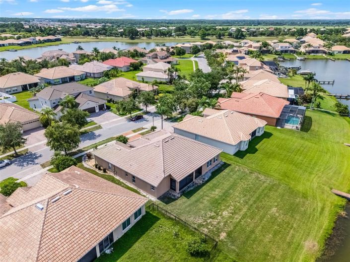 Image No.48-4 Bed Property for sale