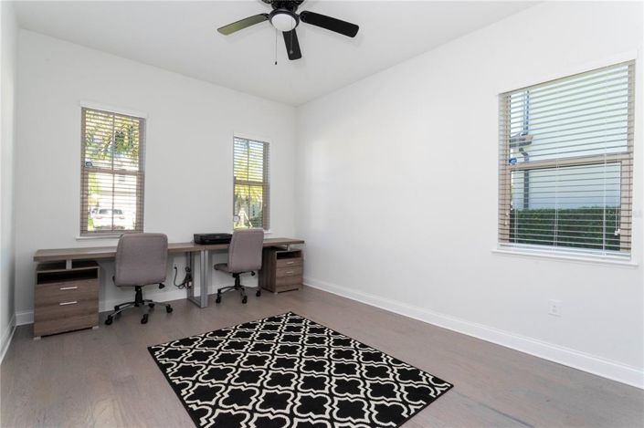 Image No.12-5 Bed Property for sale