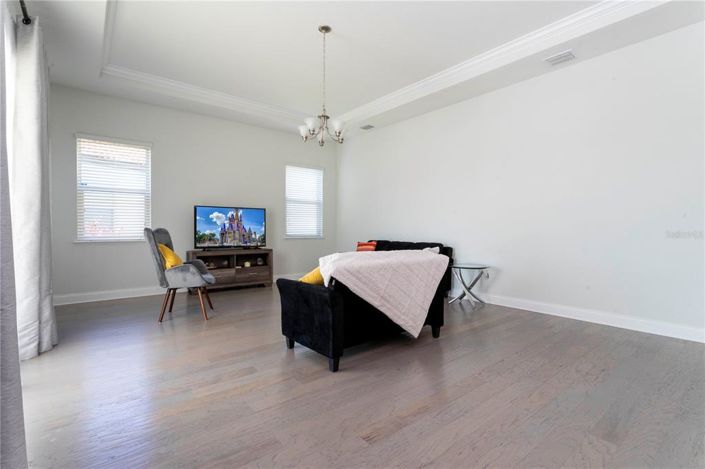 Image No.27-5 Bed Property for sale